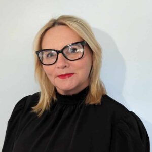 Professor Mandy Parkinson Associate Pro-Vice Chancellor Knowledge Exchange, Salford Business School